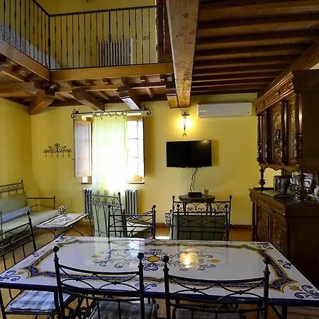 Osteria Di Ramazzano Sleeps 6 Pool Air Con Appartement